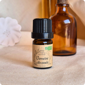 photo de l'huile essentielle de verveine produite à l'herberie de la saulx
